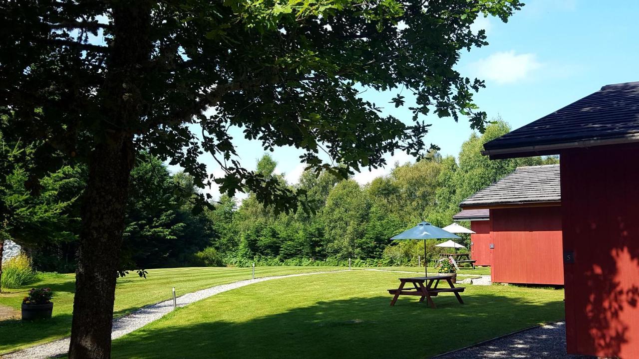 Torcroft Lodges Drumnadrochit Bagian luar foto