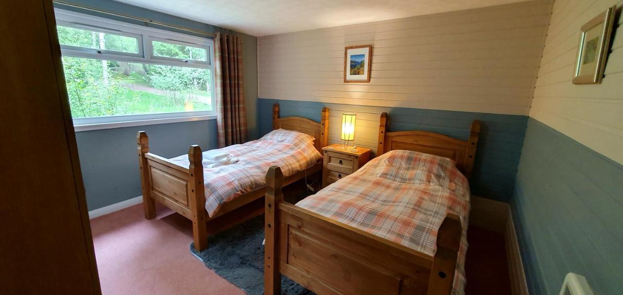 Torcroft Lodges Drumnadrochit Bagian luar foto