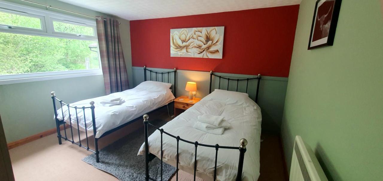Torcroft Lodges Drumnadrochit Bagian luar foto