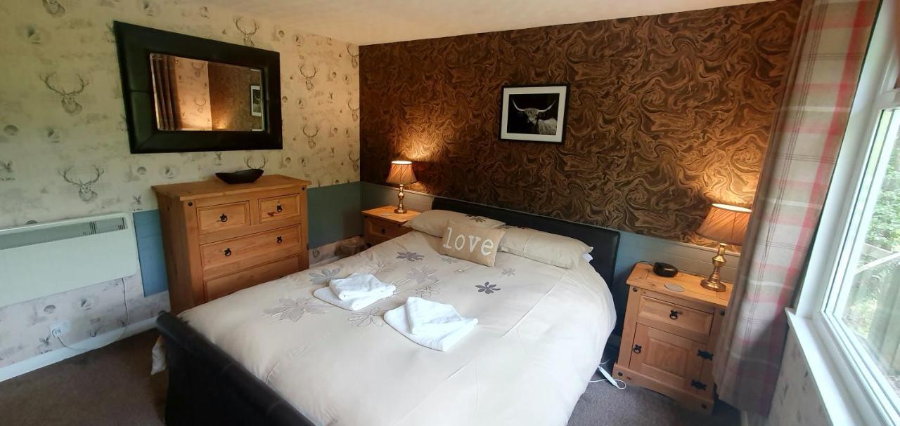 Torcroft Lodges Drumnadrochit Bagian luar foto