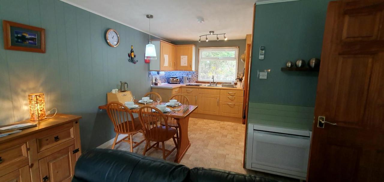 Torcroft Lodges Drumnadrochit Bagian luar foto