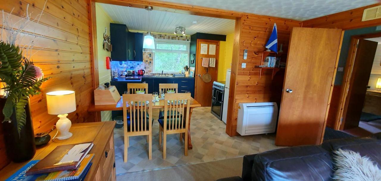 Torcroft Lodges Drumnadrochit Bagian luar foto
